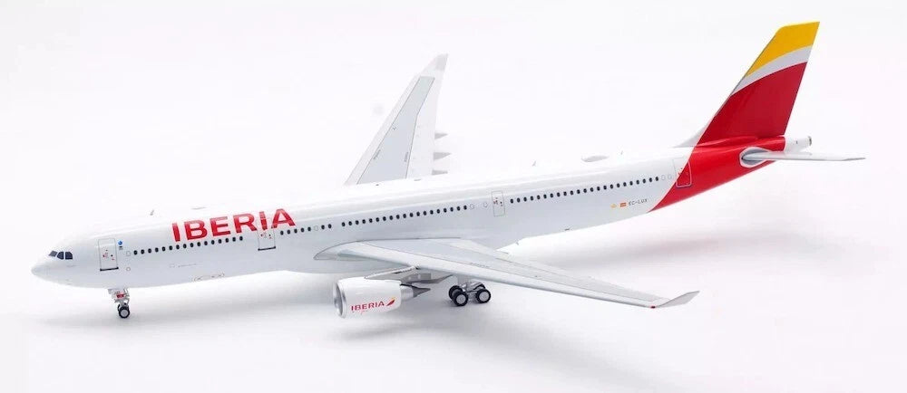 INFLIGHT 200 A330-302 IBERIA REG: EC-LUX