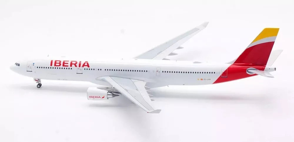 INFLIGHT 200 A330-302 IBERIA REG: EC-LUX