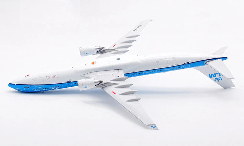 INFLIGHT 200 A330-303 ROYAL DUTCH AIRLINES (KLM) REG: PH-AKB