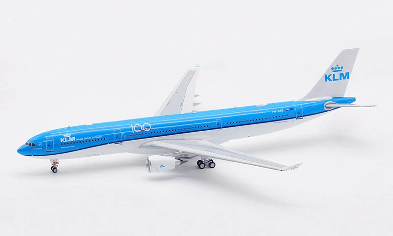 INFLIGHT 200 A330-303 ROYAL DUTCH AIRLINES (KLM) REG: PH-AKB