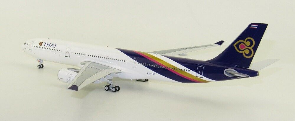 INFLIGHT 200 A330-343 THAI AIRWAYS REG: HS-TBC