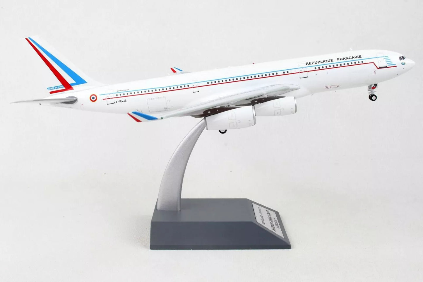 INFLIGHT 200 A340-200 FRENCH AIR FORCE REG: F-RAJB