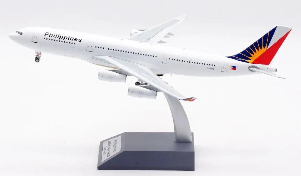 INFLIGHT 200 A340-211 PHILIPPINE AIRLINES REG: F-OHPG