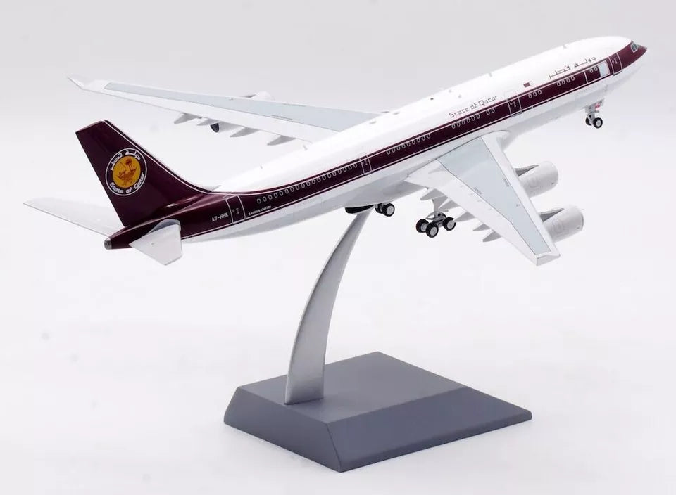 INFLIGHT 200 A340-211 QATAR AIRWAYS REG: A7-HHK