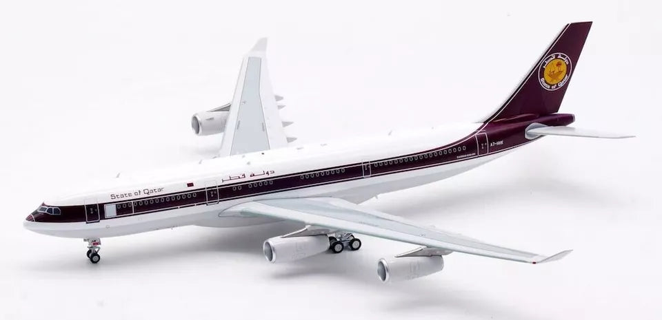 INFLIGHT 200 A340-211 QATAR AIRWAYS REG: A7-HHK