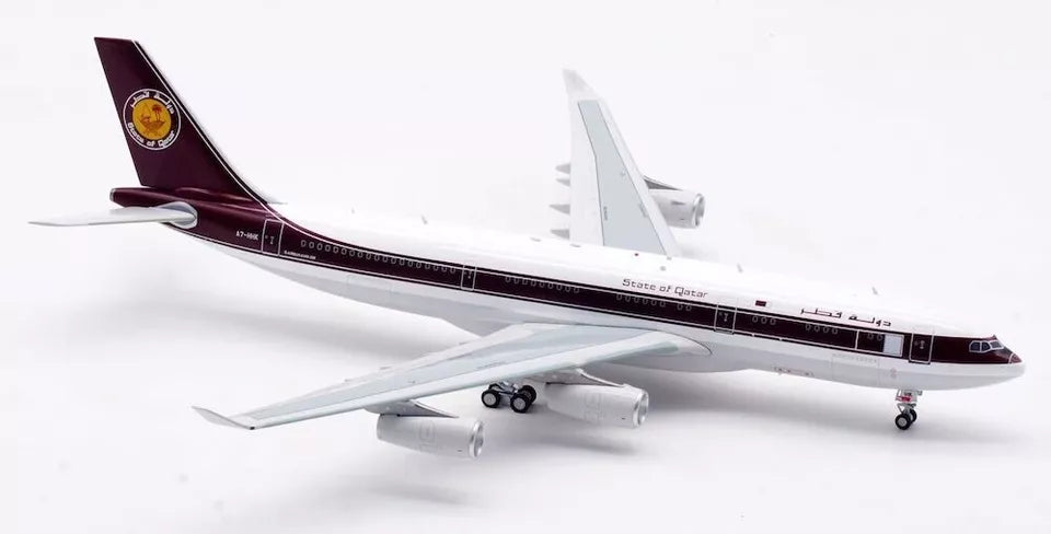 INFLIGHT 200 A340-211 QATAR AIRWAYS REG: A7-HHK