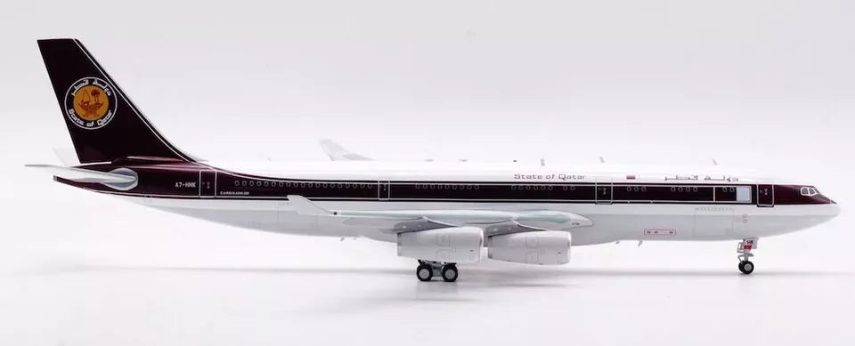 INFLIGHT 200 A340-211 QATAR AIRWAYS REG: A7-HHK
