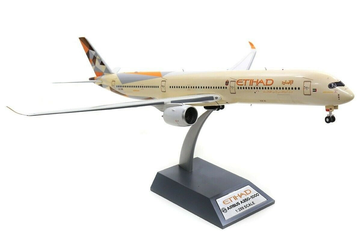 INFLIGHT 200 A350-104 ETIHAD AIRWAYS REG: A6-XWB