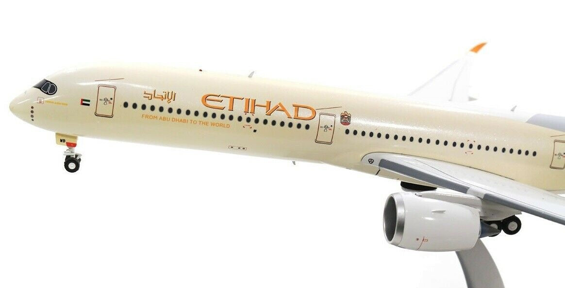 INFLIGHT 200 A350-104 ETIHAD AIRWAYS REG: A6-XWB