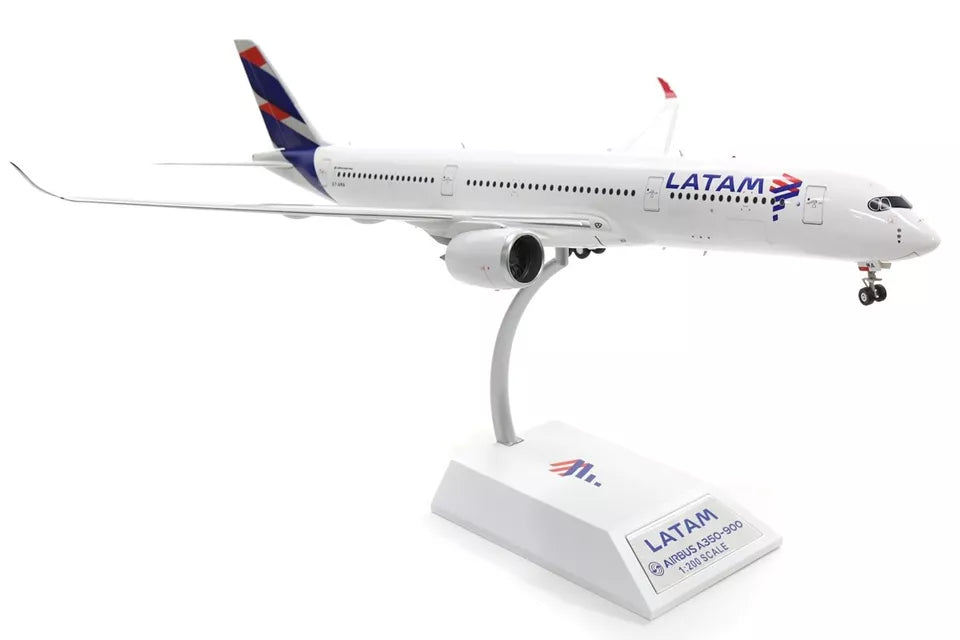 INFLIGHT 200 A350-900 LATAM AIRLINES REG: A7-AMA