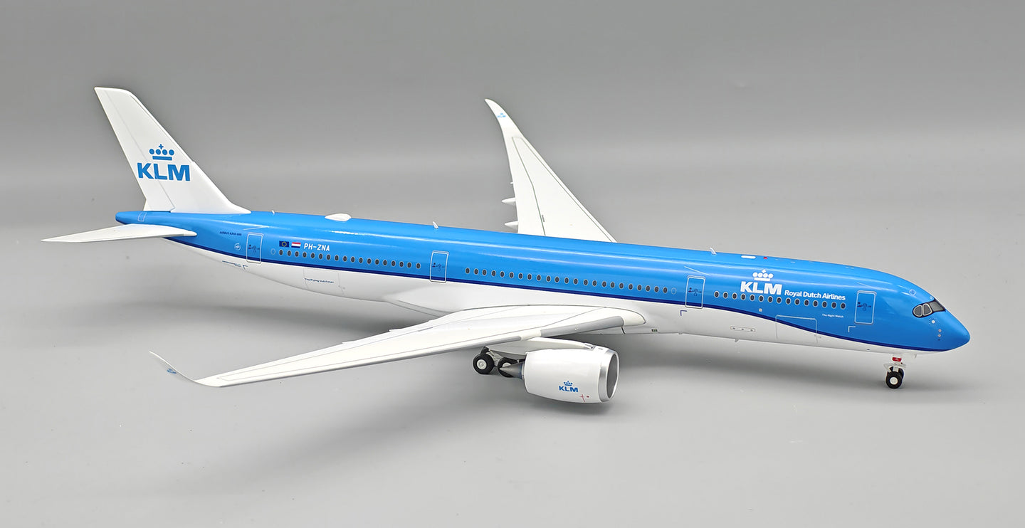 INFLIGHT 200 A350-900 ROYAL DUTCH AIRLINES (KLM) "FIRST AIRBUS A350" REG: PH-ZNA