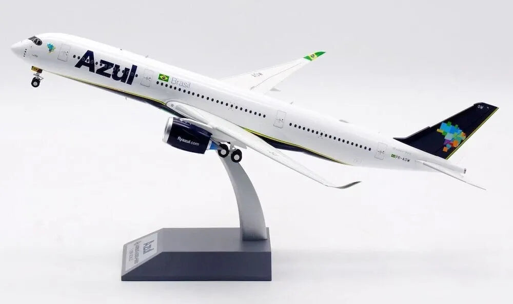 INFLIGHT 200 A350-941 AZUL - LINHAS AEREAS BRASILEIRAS REG: PR-AOW