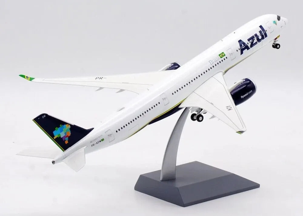 INFLIGHT 200 A350-941 AZUL - LINHAS AEREAS BRASILEIRAS REG: PR-AOW