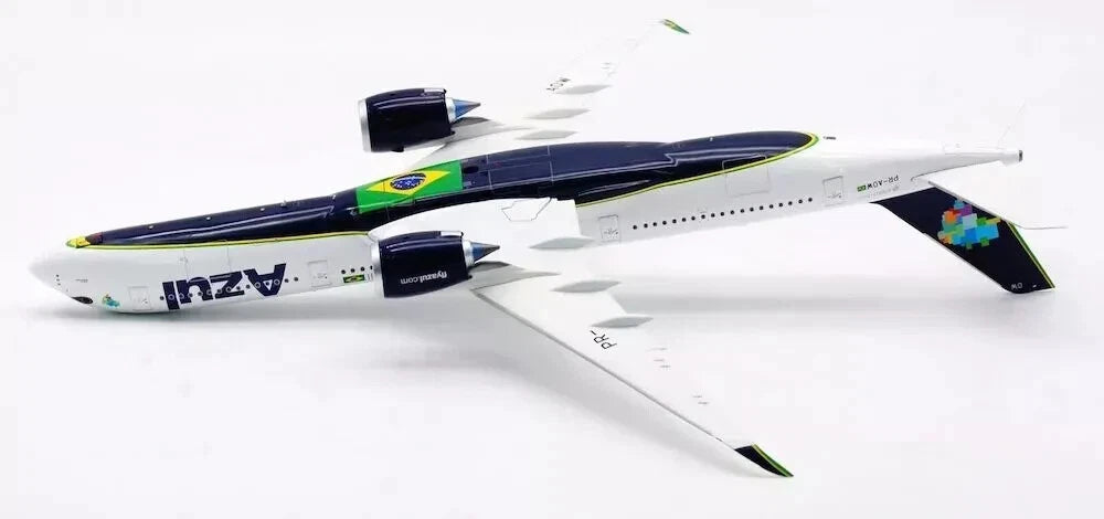 INFLIGHT 200  A350-941 AZU - LINHAS AEREAS BRASILEIRAS REG: PR-AOY WITH STAND (LIMITED 48 PIECES)