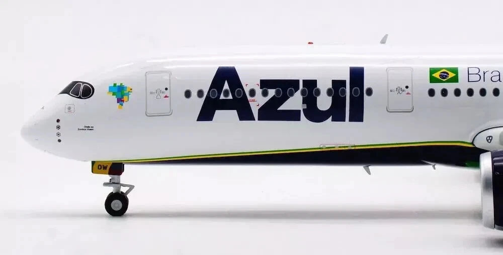 INFLIGHT 200  A350-941 AZU - LINHAS AEREAS BRASILEIRAS REG: PR-AOY WITH STAND (LIMITED 48 PIECES)