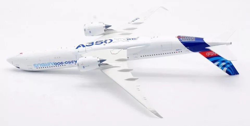 INFLIGHT 200 A350-941 REG: F-WXWB