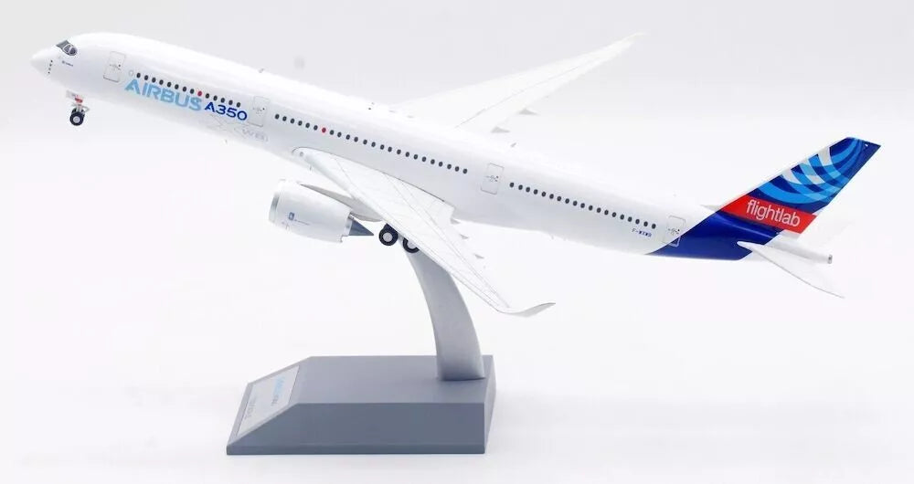 INFLIGHT 200 A350-941 REG: F-WXWB