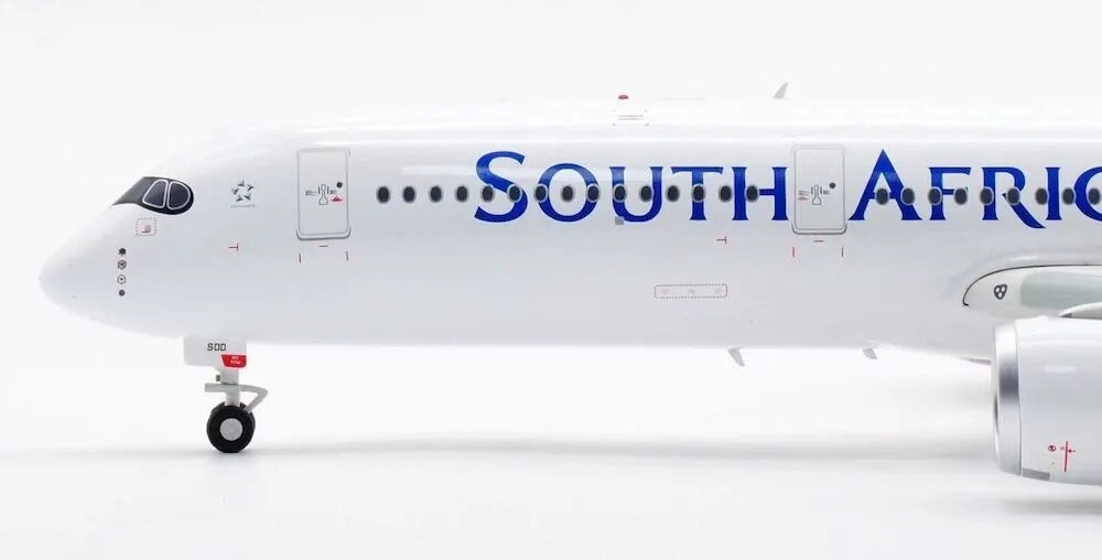 INFLIGHT 200 A350-900 SOUTH AFRICAN AIRWAYS REG: ZS-SDD