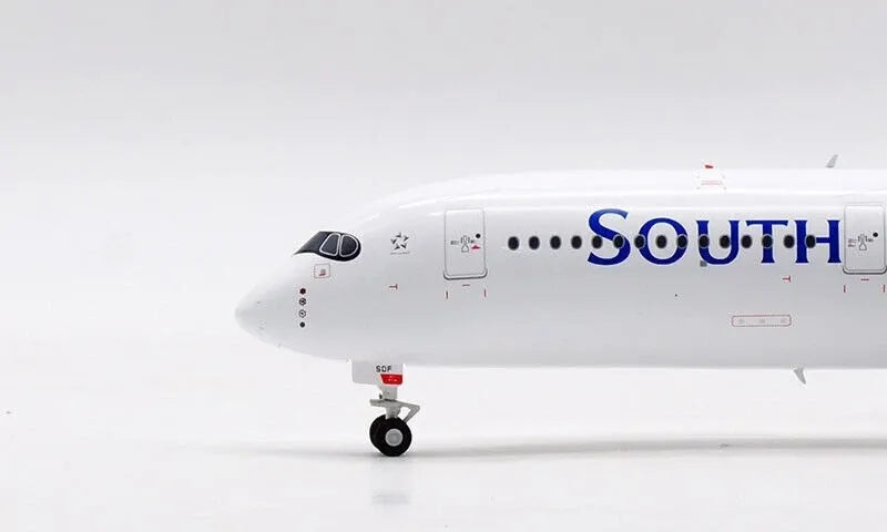 INFLIGHT200 A350-941 SOUTH AFRICAN AIRWAYS REG: ZS-SDF