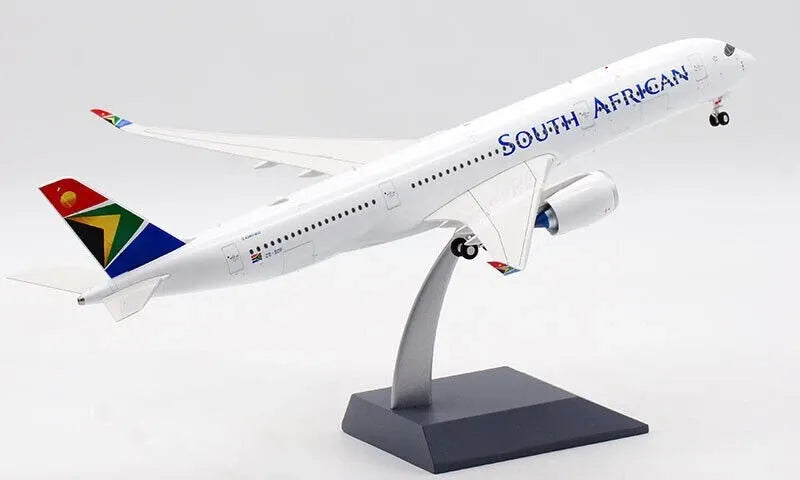 INFLIGHT200 A350-941 SOUTH AFRICAN AIRWAYS REG: ZS-SDF