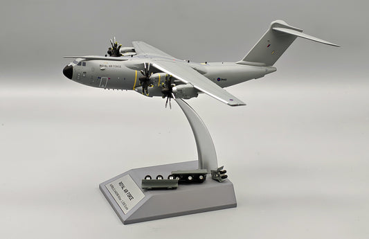 INFLIGHT 200 A400M ATLAS ROYAL AIR FORCE REG: ZM401