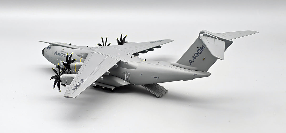 INFLIGHT 200 A400M ATLAS HOUSE COLOURS "AIRBUS" REG: F-WWMZ