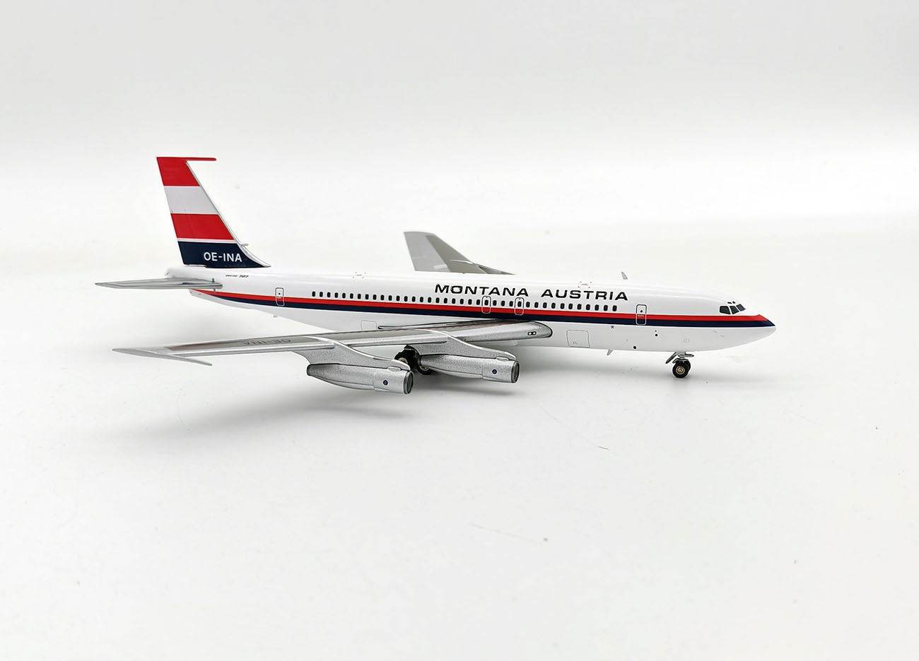 INFLIGHT 200 B707-138B MONTANA AUSTRIA REG: OE-INA