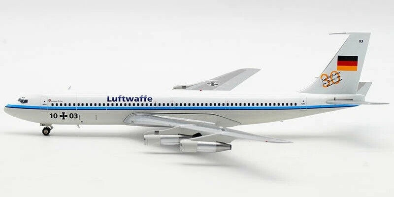 INFLIGHT 200 B707-300 LUFTWAFFE REG: 10+03