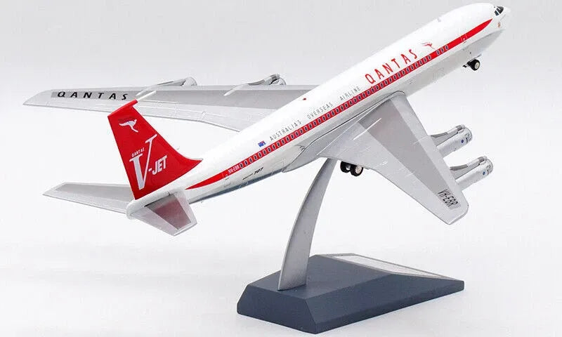 INFLIGHT 200 B707-300 QANTAS VJET REG: VH-EBR