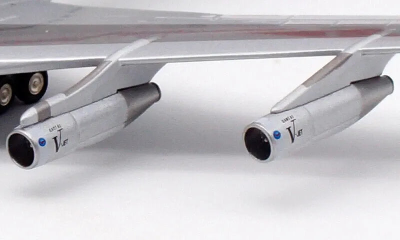 INFLIGHT 200 B707-300 QANTAS VJET REG: VH-EBR