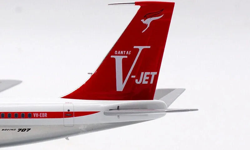 INFLIGHT 200 B707-300 QANTAS VJET REG: VH-EBR