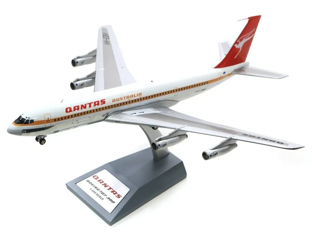 INFLIGHT200 B707-338C QANTAS (POLISHED) REG: VH-EBV