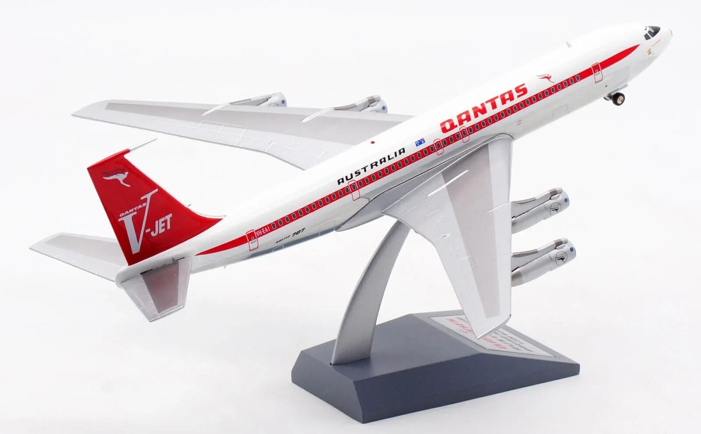 INFLIGHT 200 B707-300 QANTAS "CITY OF DARWIN" REG: VH-EAI