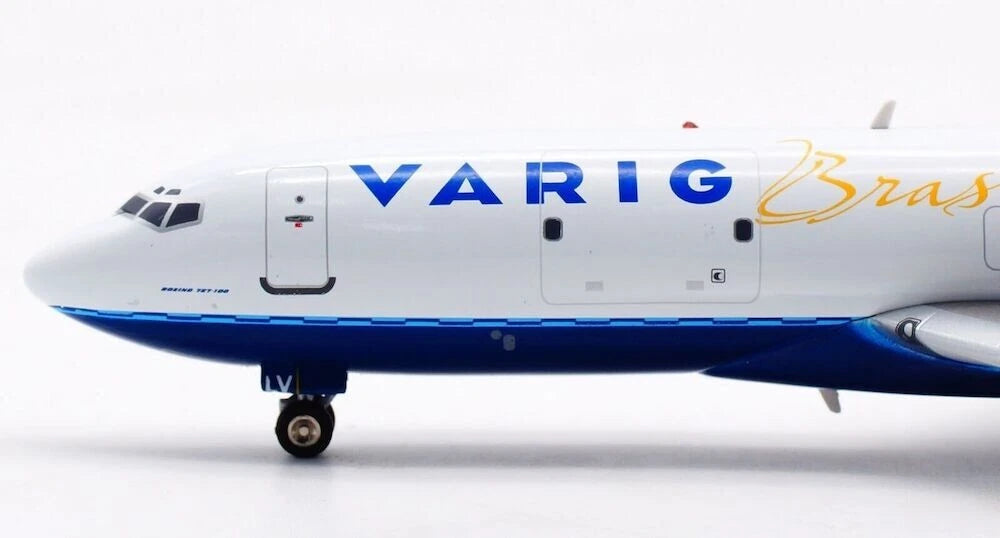 INFLIGHT 200 B727-30C VARIG REG: PP-VLV
