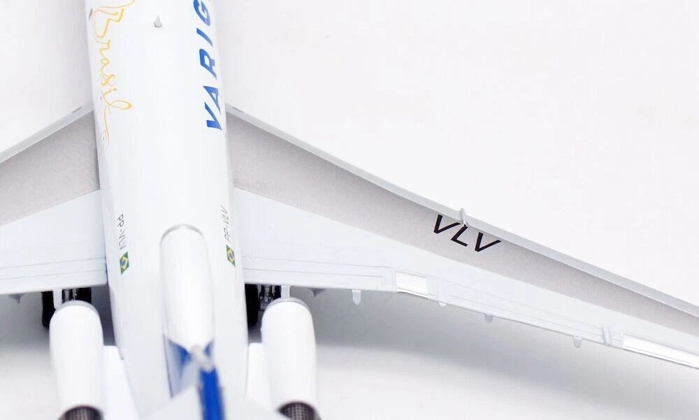 INFLIGHT 200 B727-30C VARIG REG: PP-VLV