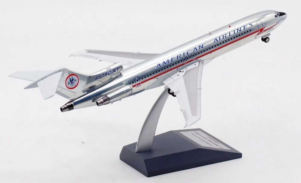 INFLIGHT 200 B727-223 AMERICAN AIRLINES REG: N6830