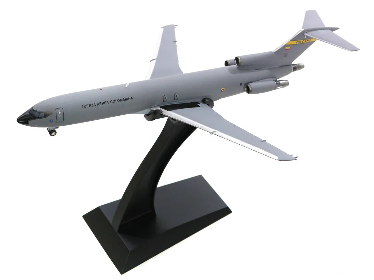 INFLIGHT 200 B727-200 COLOMBIAN AIR FORCE "VULCANO" REG: FAC1204