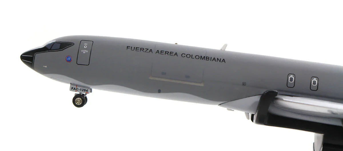 INFLIGHT 200 B727-200 COLOMBIAN AIR FORCE "VULCANO" REG: FAC1204