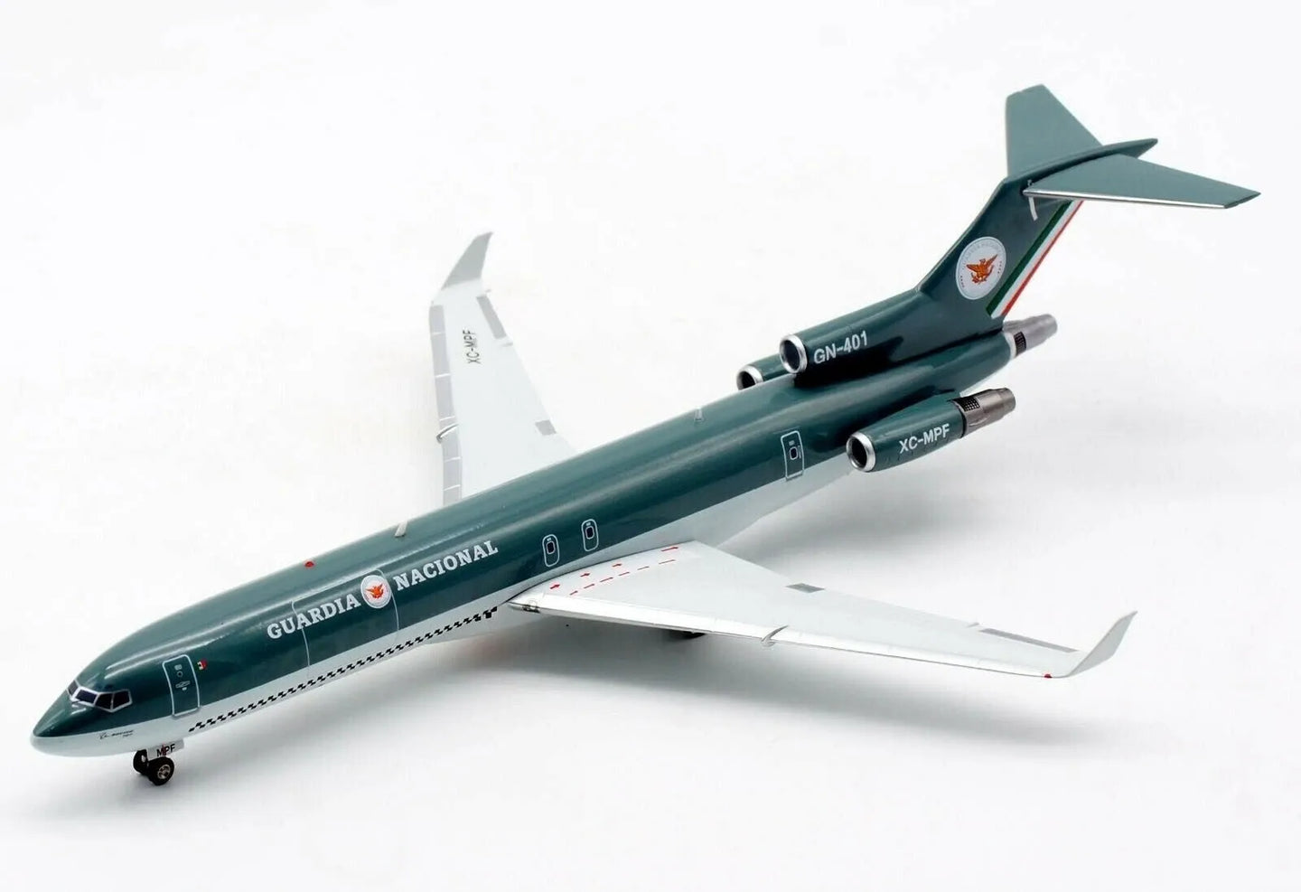 INFLIGHT 200 GUARDIA NACIONAL MEXICO B727-264/ADV REG: XC-MPF