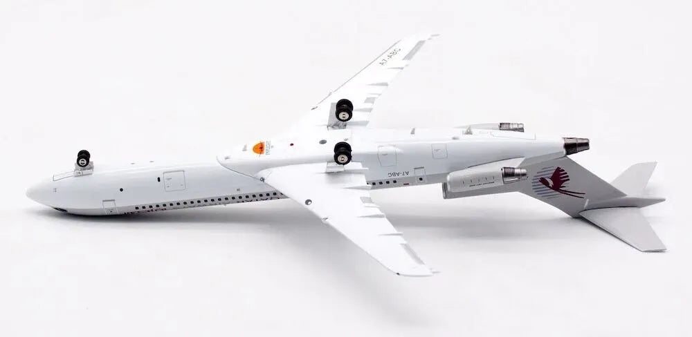 INFLIGHT 200 B727-2M7/ADV QATAR AIRWAYS REG: A7-ABC