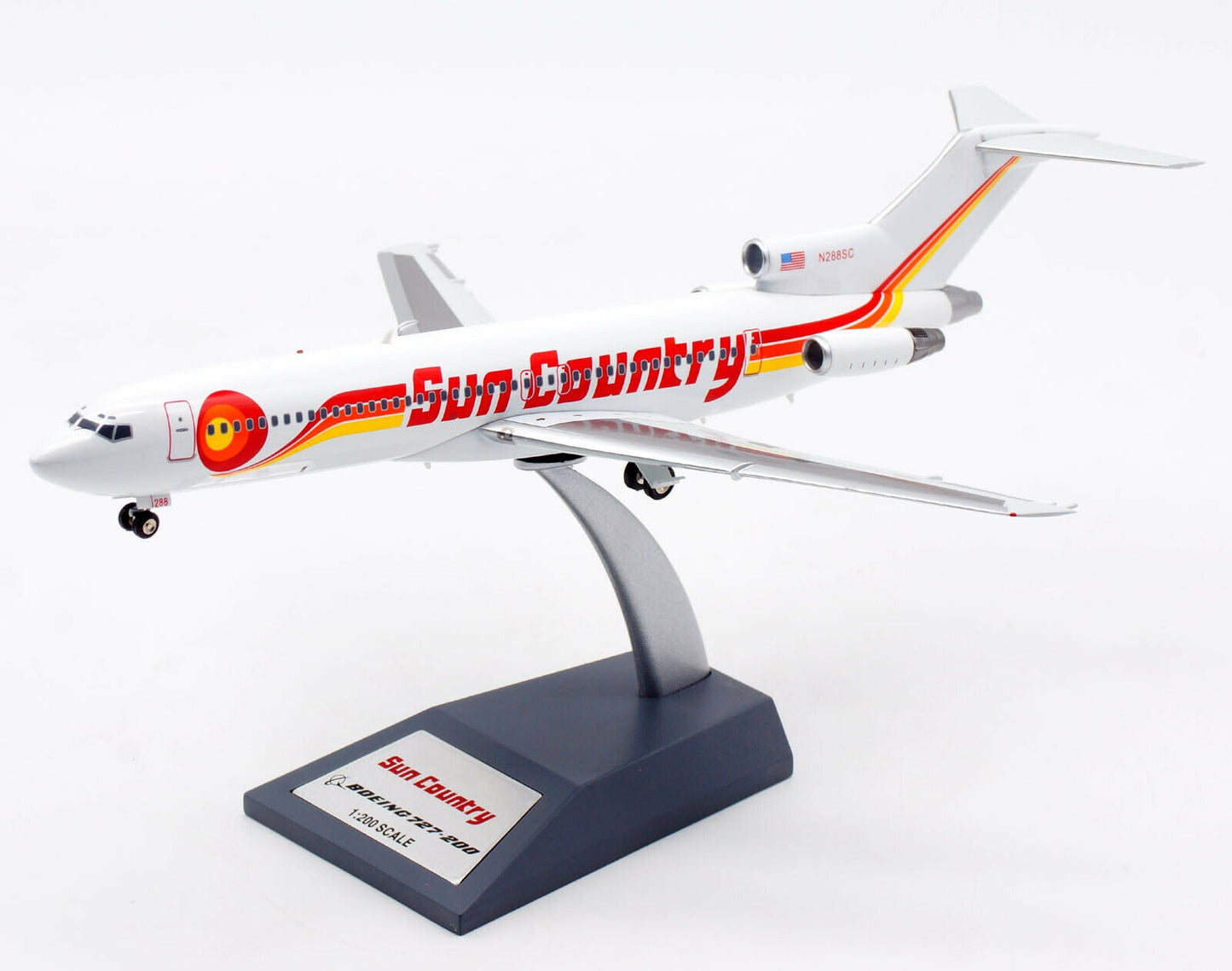 INFLIGHT 200 B727-200 SUN COUNTRY AIRLINES REG: N288SC
