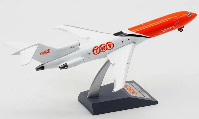 INFLIGHT 200 B727-200 TNT REG: OY-SES