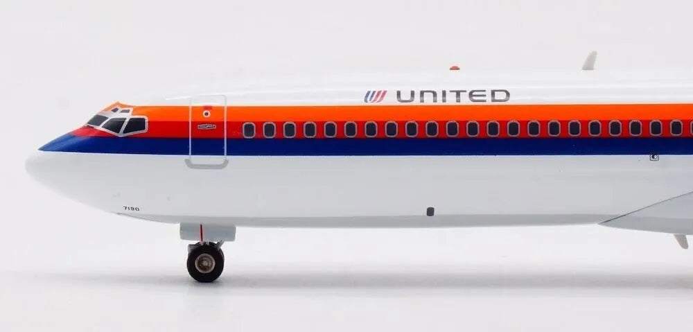 INFLIGHT 200 B727-222/ADV UNITED AIRLINES REG: N7290U