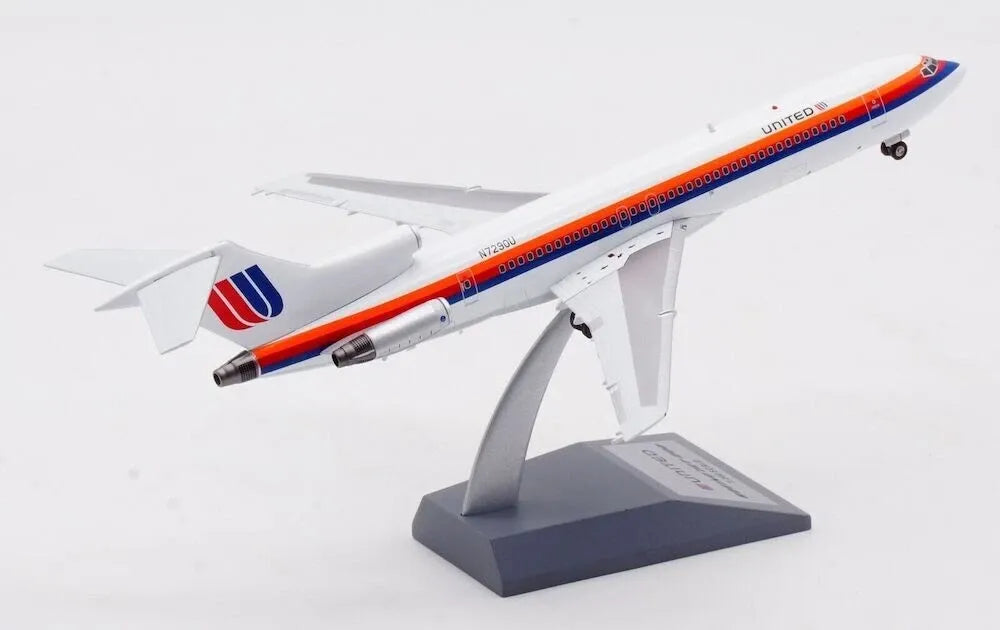 INFLIGHT 200 B727-222/ADV UNITED AIRLINES REG: N7290U
