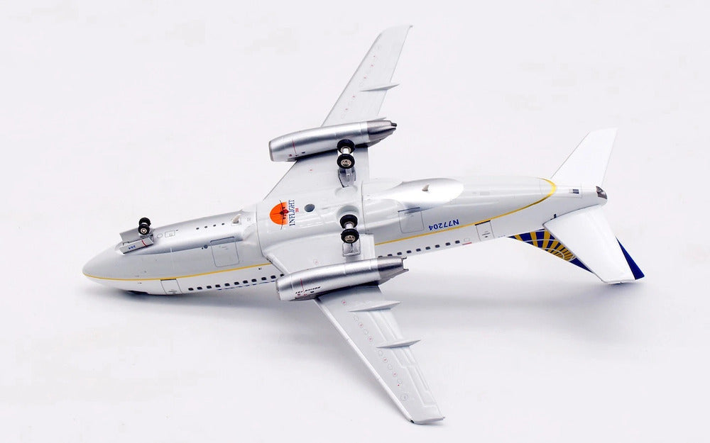 INFLIGHT 200 B737-130 CONTINENTAL AIRLINES REG: N77204