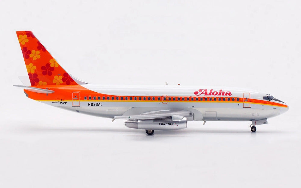 INFLIGHT 200 B737-200 ALOHA AIRLINES REG: N823AL