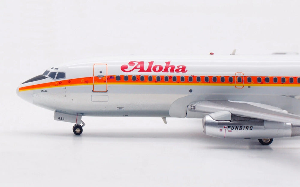 INFLIGHT 200 B737-200 ALOHA AIRLINES REG: N823AL