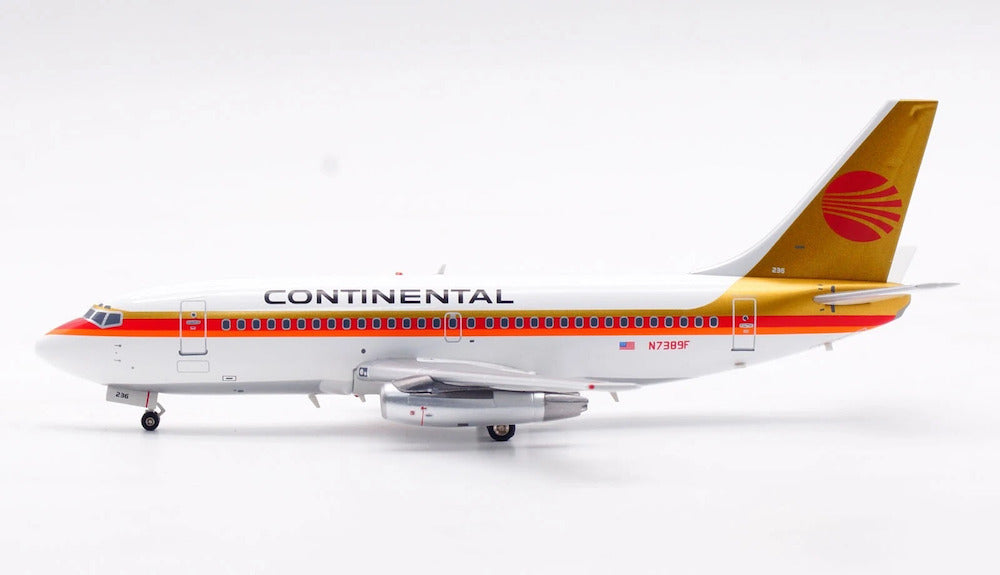 INFLIGHT 200 B737-200 CONTINENTAL AIRLINES REG: N7389F