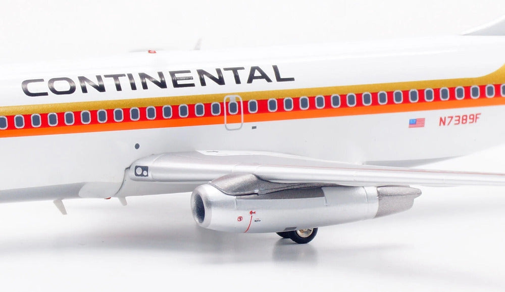 INFLIGHT 200 B737-200 CONTINENTAL AIRLINES REG: N7389F