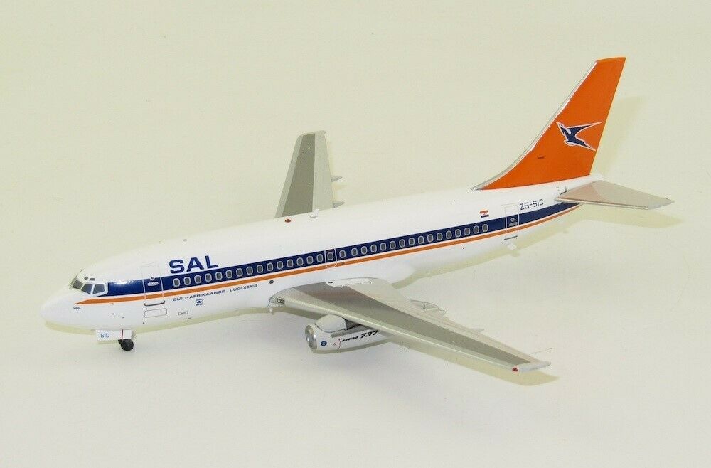 INFLIGHT 200 B737-244/ADV SOUTH AFRICAN AIRWAYS REG: ZS-SIC